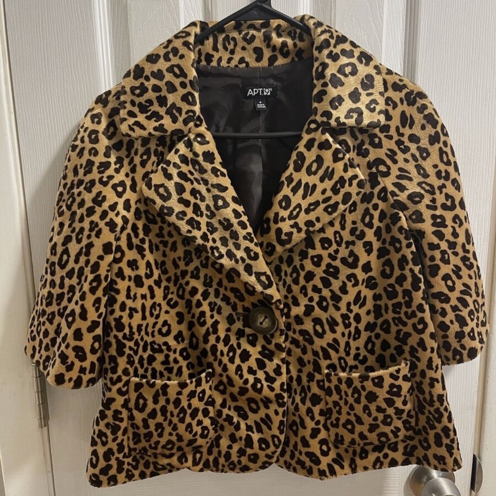 As seen on Younger!! Apt. 9 Leopard Print Women's Jacket